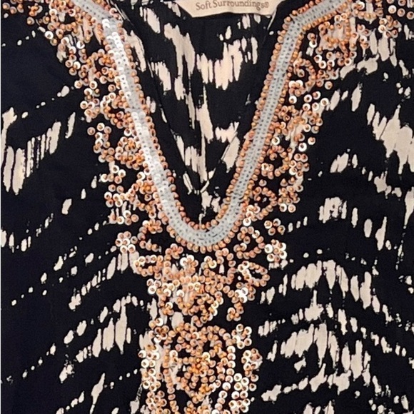 Soft Surroundings Navy Blue White Abstract Tunic with Bead Embellishment, Sz. XL - Picture 4 of 12